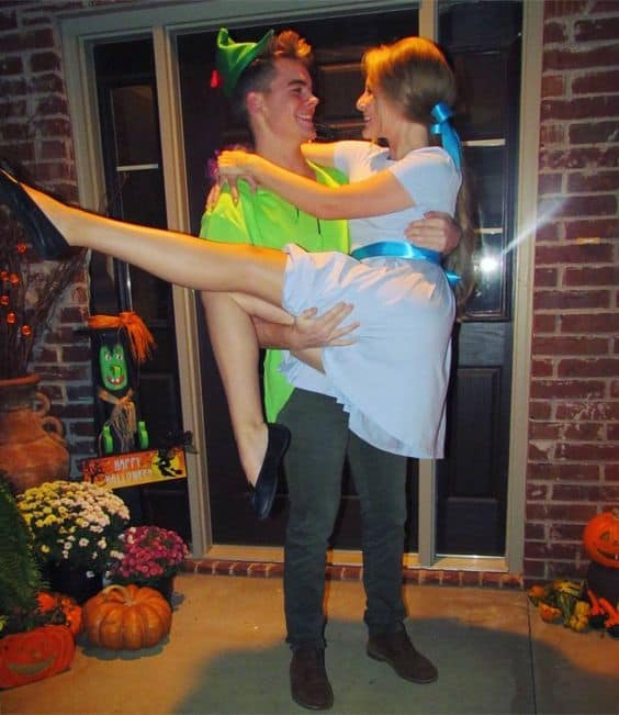 32 Easy Couple Costumes To Copy That Are Perfect For The College Halloween Party By Sophia Lee 2218