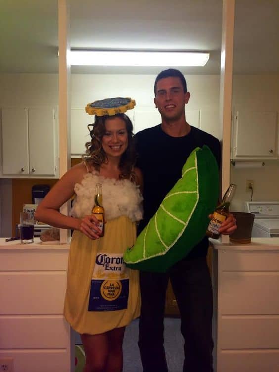 32 Easy Couple Costumes To Copy That Are Perfect For The College Halloween Party By Sophia Lee