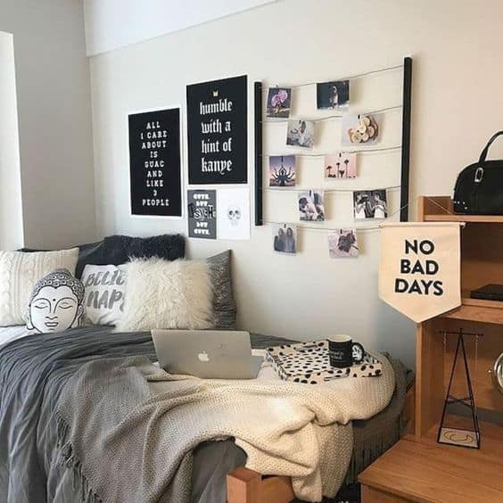 8 Cute  Gallery Wall  Ideas To Copy for Your College Dorm  