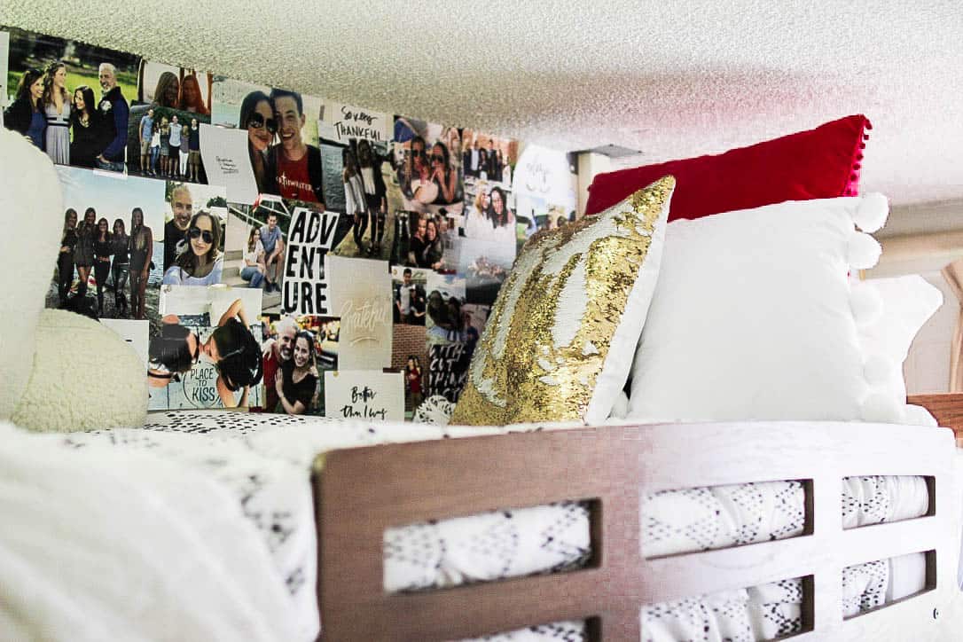 decor ideas for over dorm room bed