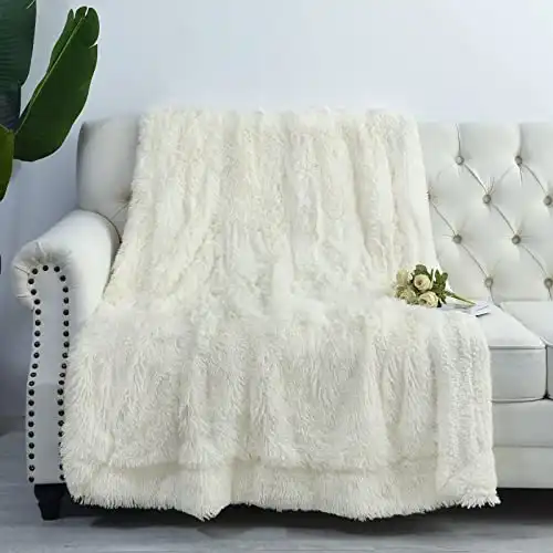 YJ.GWL Soft Shaggy Throw Blanket and Fluffy Long Plush Faux Fur Bed Throws Fuzzy Decorative Sherpa Fleece Blankets for Couch, Sofa,Chair 50 x 60 Inch Cream White
