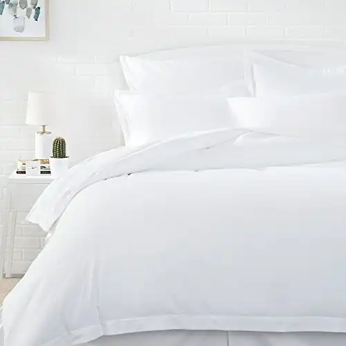 Amazon Basics Lightweight Microfiber Duvet Cover Set with Snap Buttons, Full/Queen, Bright White