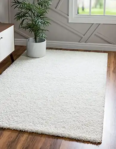 Unique Loom Solid Shag Collection Area Rug (4' 1" x 6' 1" Rectangle, Snow White)