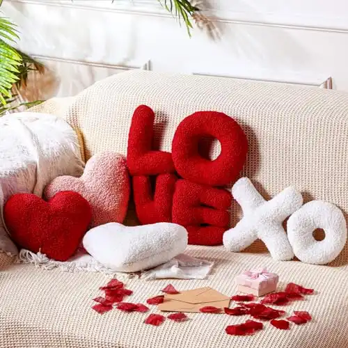Beeveer 5 Pcs Valentine Heart Shape Pillow Cute Love Words Shaped Heart Shaped Pillow Soft Heart Throw Pillow Plush Heart Cushion for Girls Friends Children Gift Living/Dining Room (Cute Style)