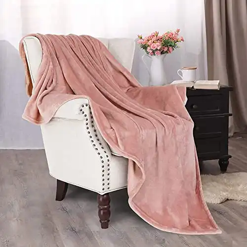 Exclusivo Mezcla Extra Large Fleece Throw Blanket, 50x70 Inches 300GSM Super Warm and Soft Blankets for Couch, Dusty Pink Throw for Winter, Cozy, Plush and Lightweight