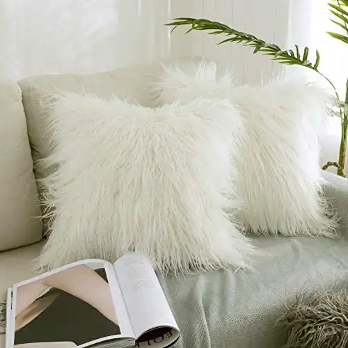 Kevin Textile Set of 2 Faux Fur Pillow Cover Decorative New Luxury Series Merino Style Christmas Off-White Fluffy Throw Pillow Case Fuzzy Cushion Cover Pillow Covers for Bed (18" x 18" 45cm ...