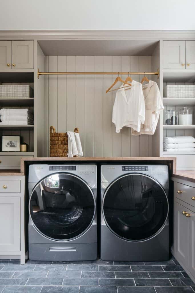 BSL Studios modern laundry room.