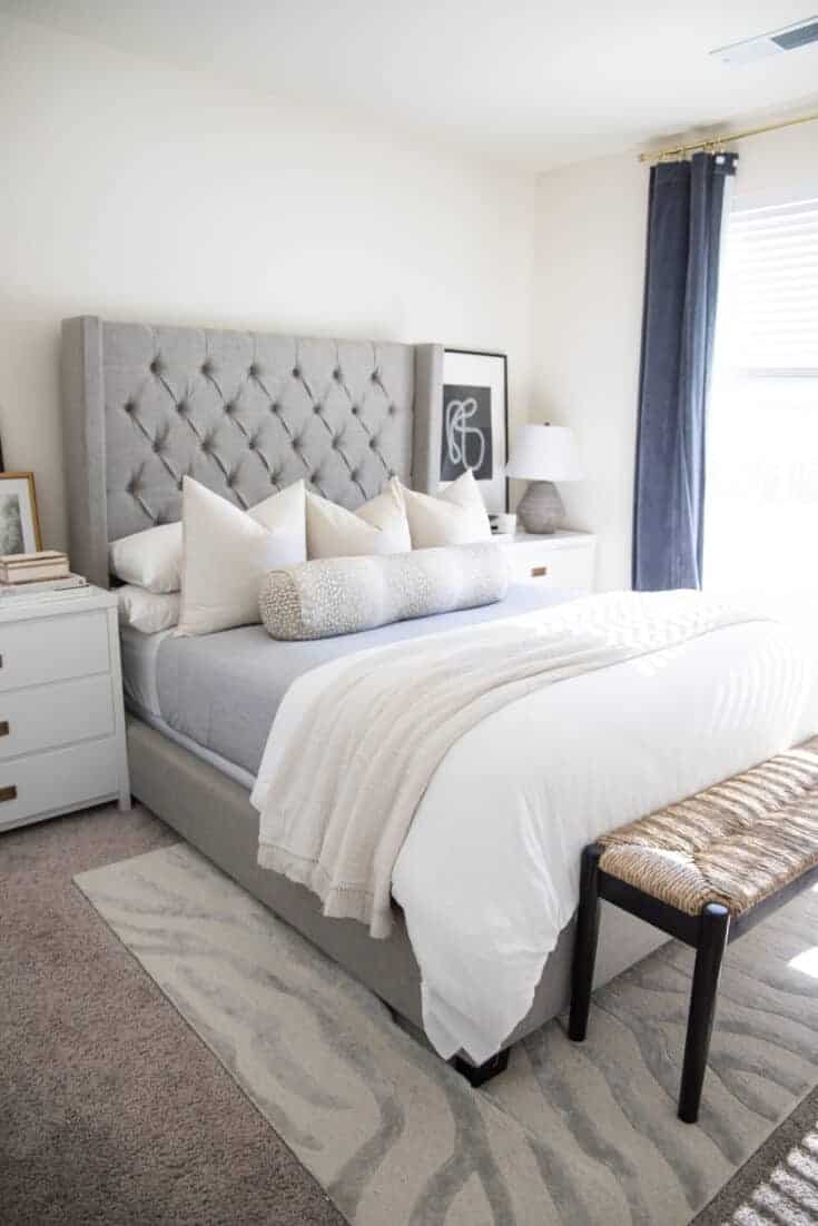 A Step-by-Step Guide on How To Make Your Bed Look Expensive (like WAY ...