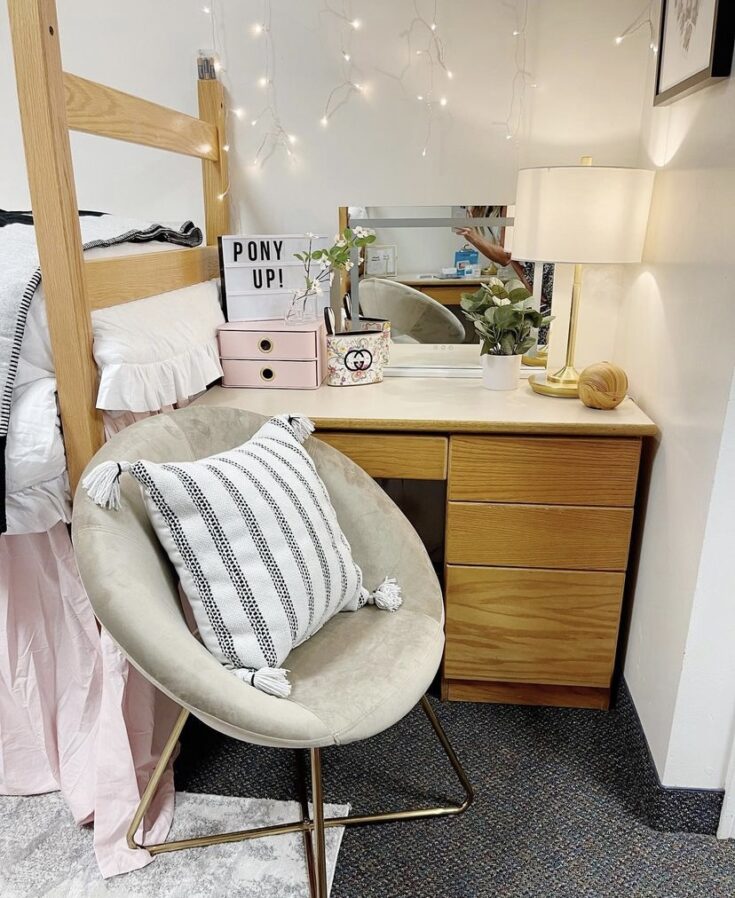 We Found The Absolute Best Dorm Rooms Of This Year…You’ll Want To See
