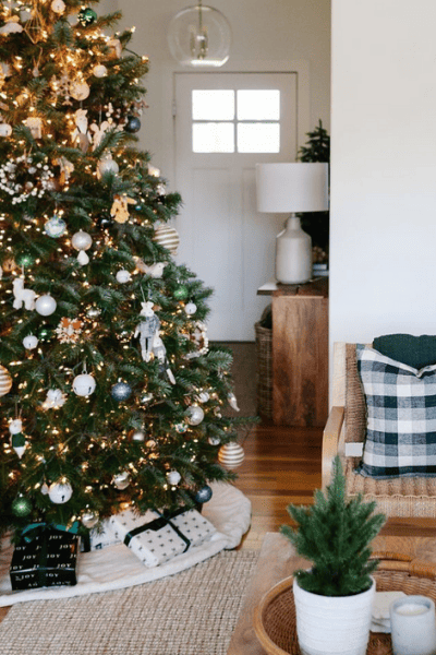 39 Insanely Cute Christmas Tree Decor Ideas You Need To Copy Right Now