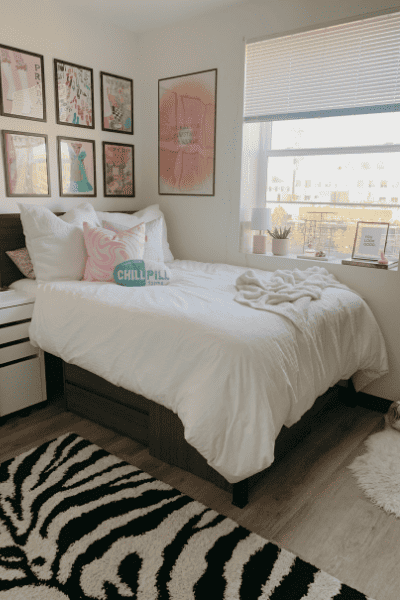 This San Diego State College Bedroom Is the Epitome of Trendy