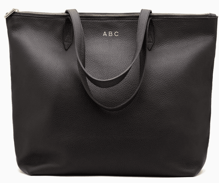 32 Perfect Graduation Gifts for Girls (Recommended By A Recent Graduate