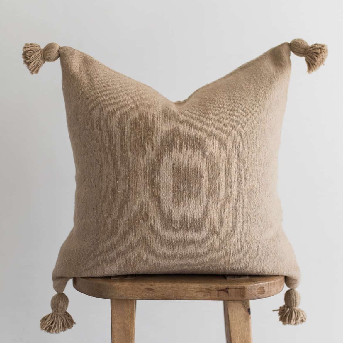couch throw pillows