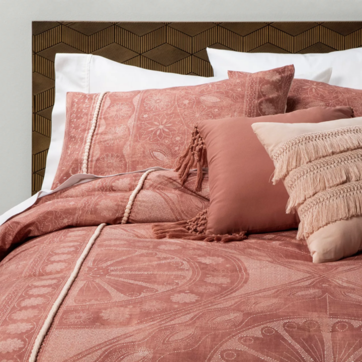 The Absolute Best Target Dorm Bedding You'll Obsess Over By Sophia Lee
