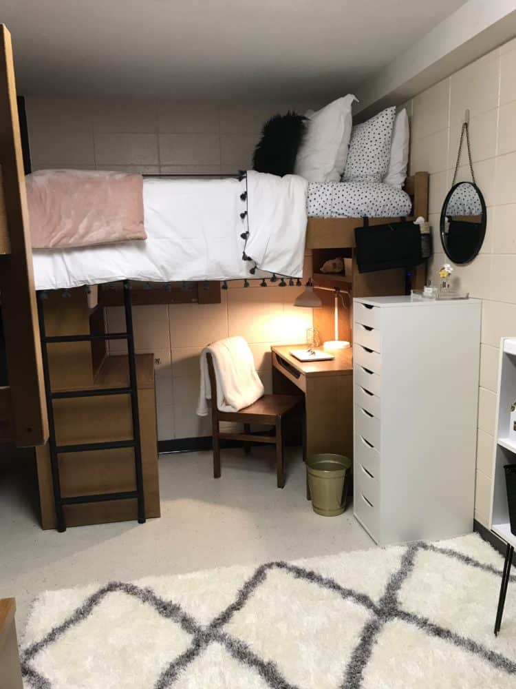 21 Dorm Decor Ideas That We Are OBSESSING Over For 2020 - By Sophia Lee