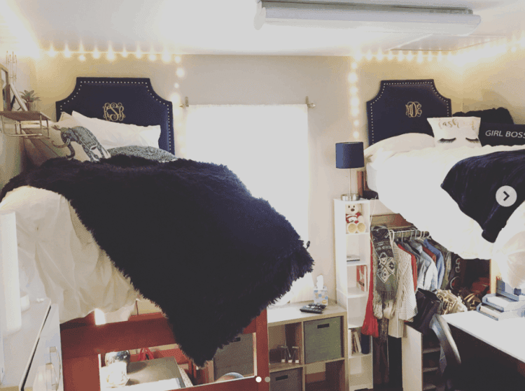 24 Photos of Insanely Beautiful & Organized Dorm Rooms - By Sophia Lee