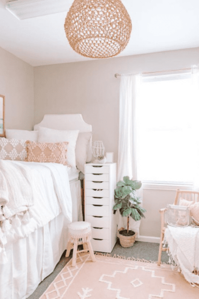 dorm room packing list
