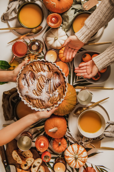 The 10 Best Friendsgiving Ideas For An Insanely Fun Party
