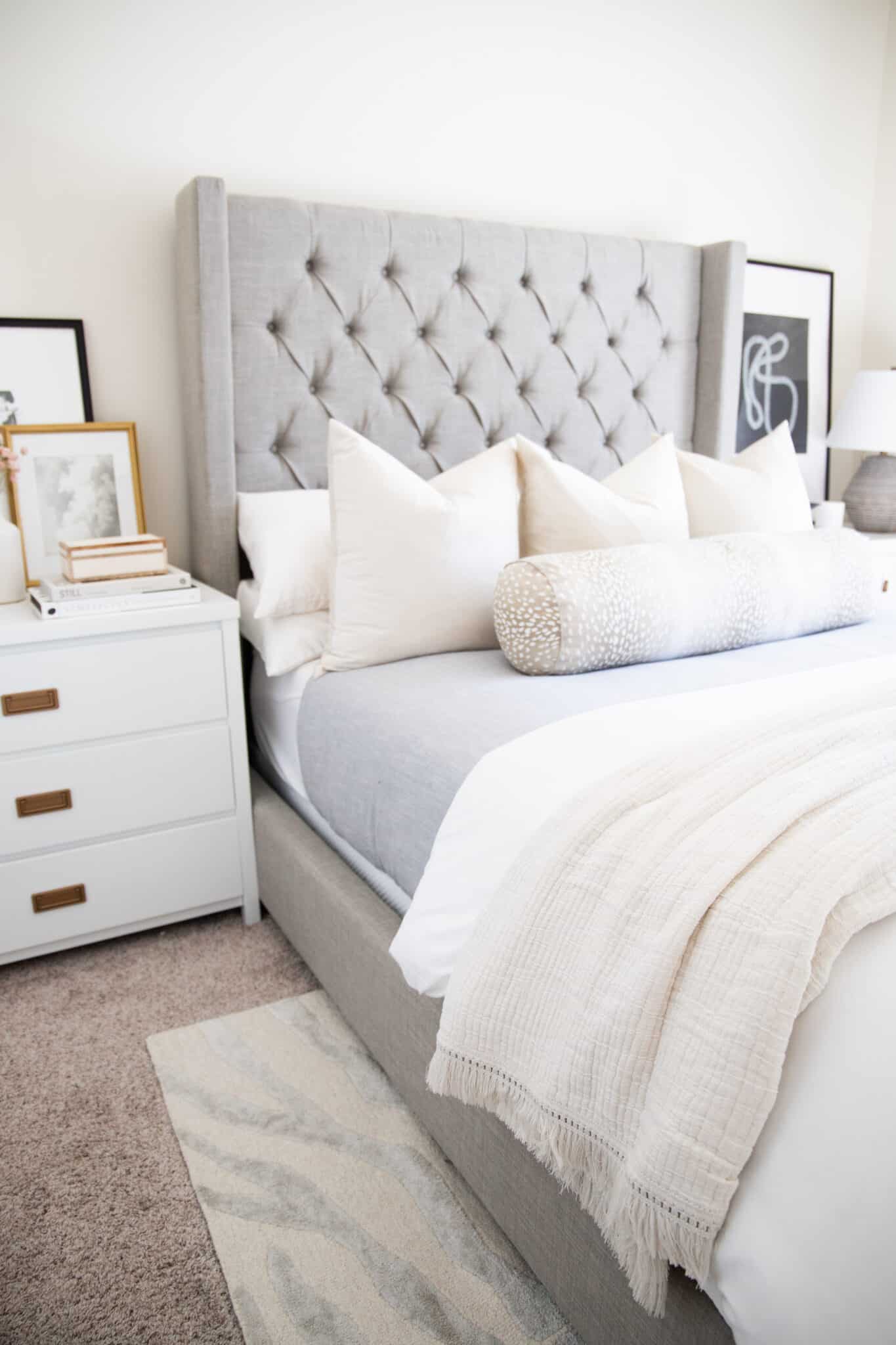 A Step-by-Step Guide on How To Make Your Bed Look Expensive (like WAY ...