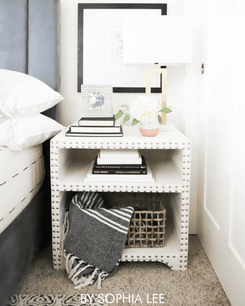 A StepByStep Guide On How To Decorate A Nightstand In Your Apartment