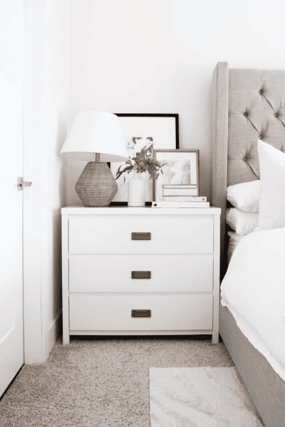 21 Nightstand Organizer Options For Your Side Tables You Need This Year