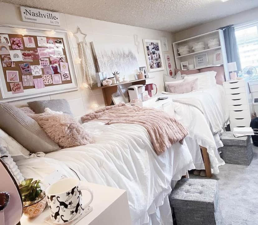 39 Trendy Dorm Rooms That Are Truly Viral-Worthy - By Sophia Lee